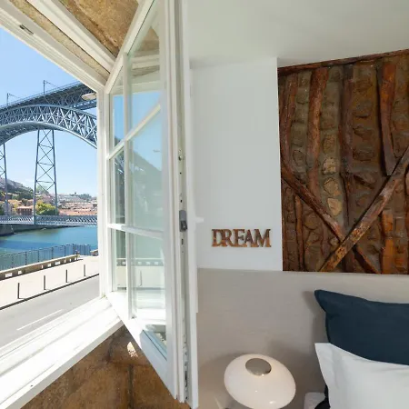 Ponte D Luis I Apartment *